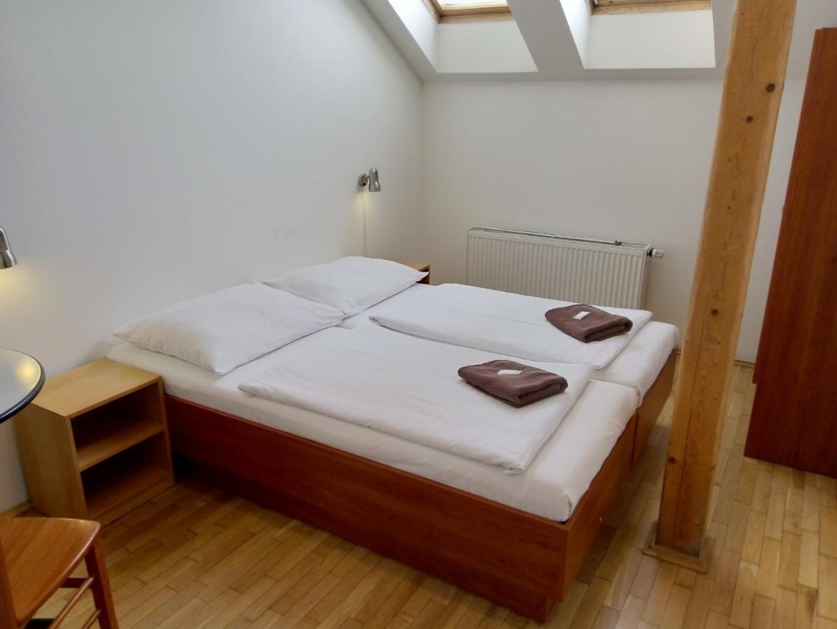 Beta Pension Prag Dış mekan fotoğraf