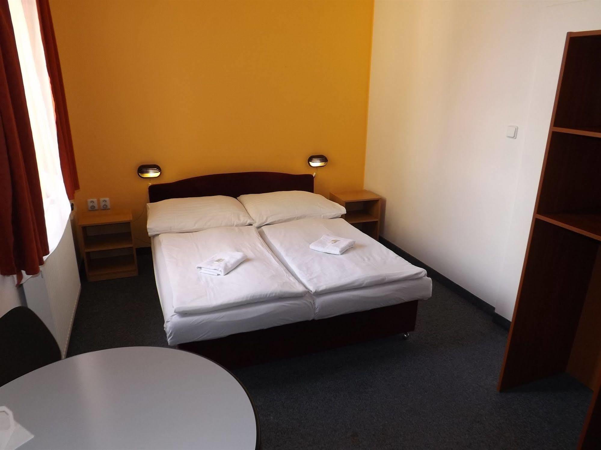 Beta Pension Prag Dış mekan fotoğraf